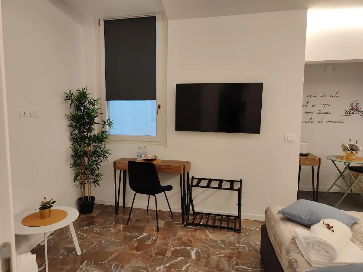 Residenza Rialto Hotel Bologna Italy