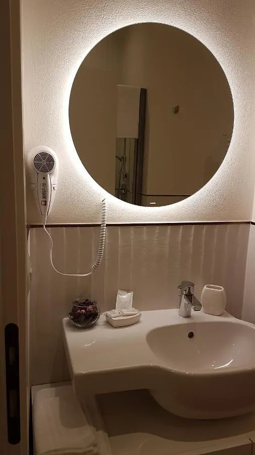 Residenza Rialto Hotel Bologna 0*,